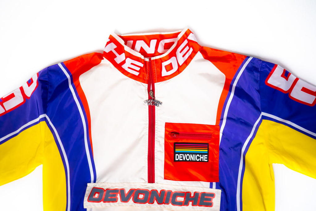 Devoniche Studio "90s Vintage Windbreaker Jacket (Cream)"