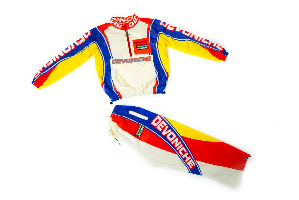 Devoniche Studio "90s Vintage Windbreakers (Cream)"