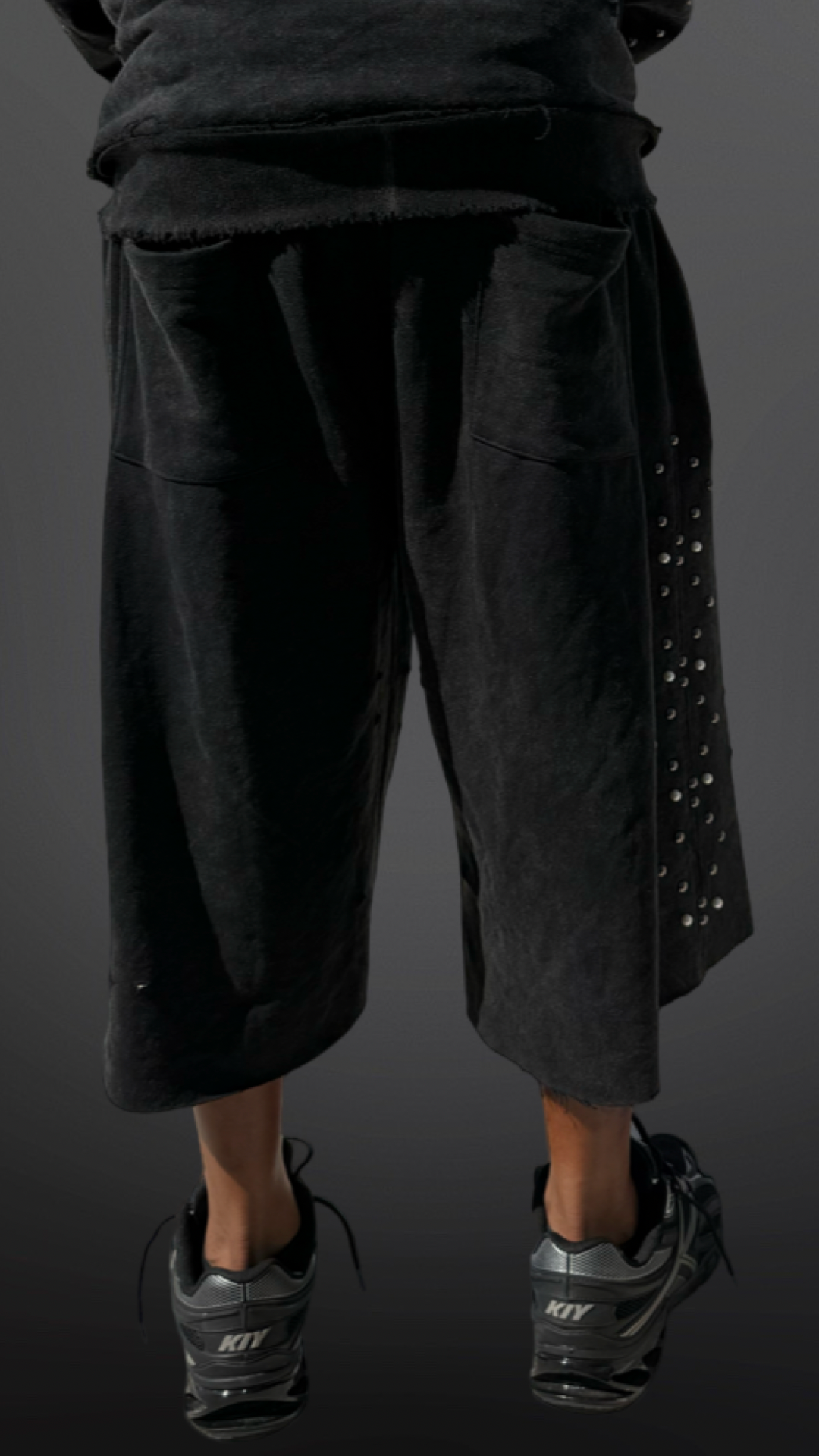 Devoniche “Raw Pearls” Shorts(Black)