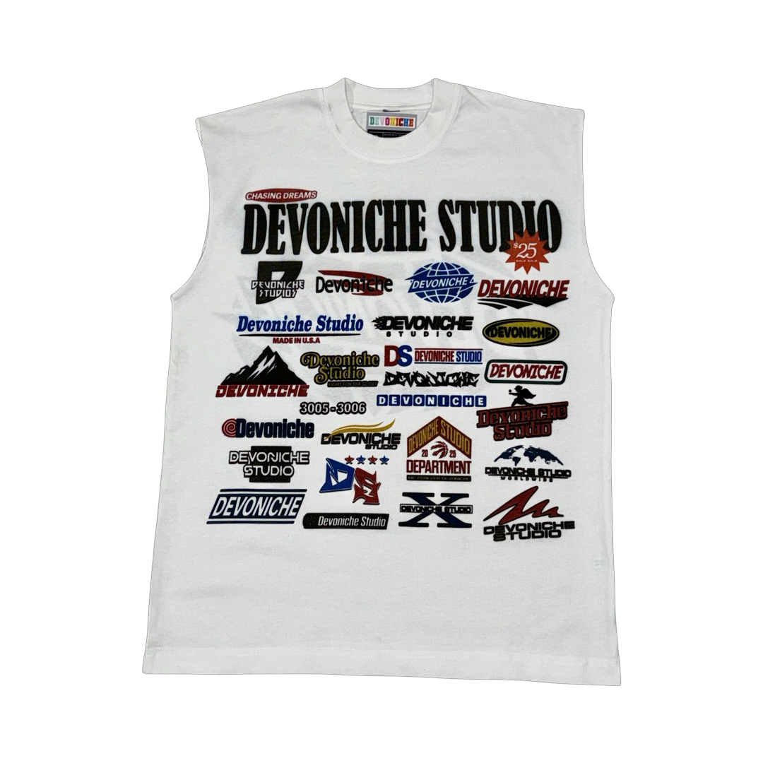 DEVONICHE DESIGN STUDIO Tee (Chasing Dreams)