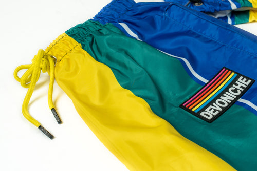 Devoniche Studio "90s Vintage Windbreakers (Martin)"