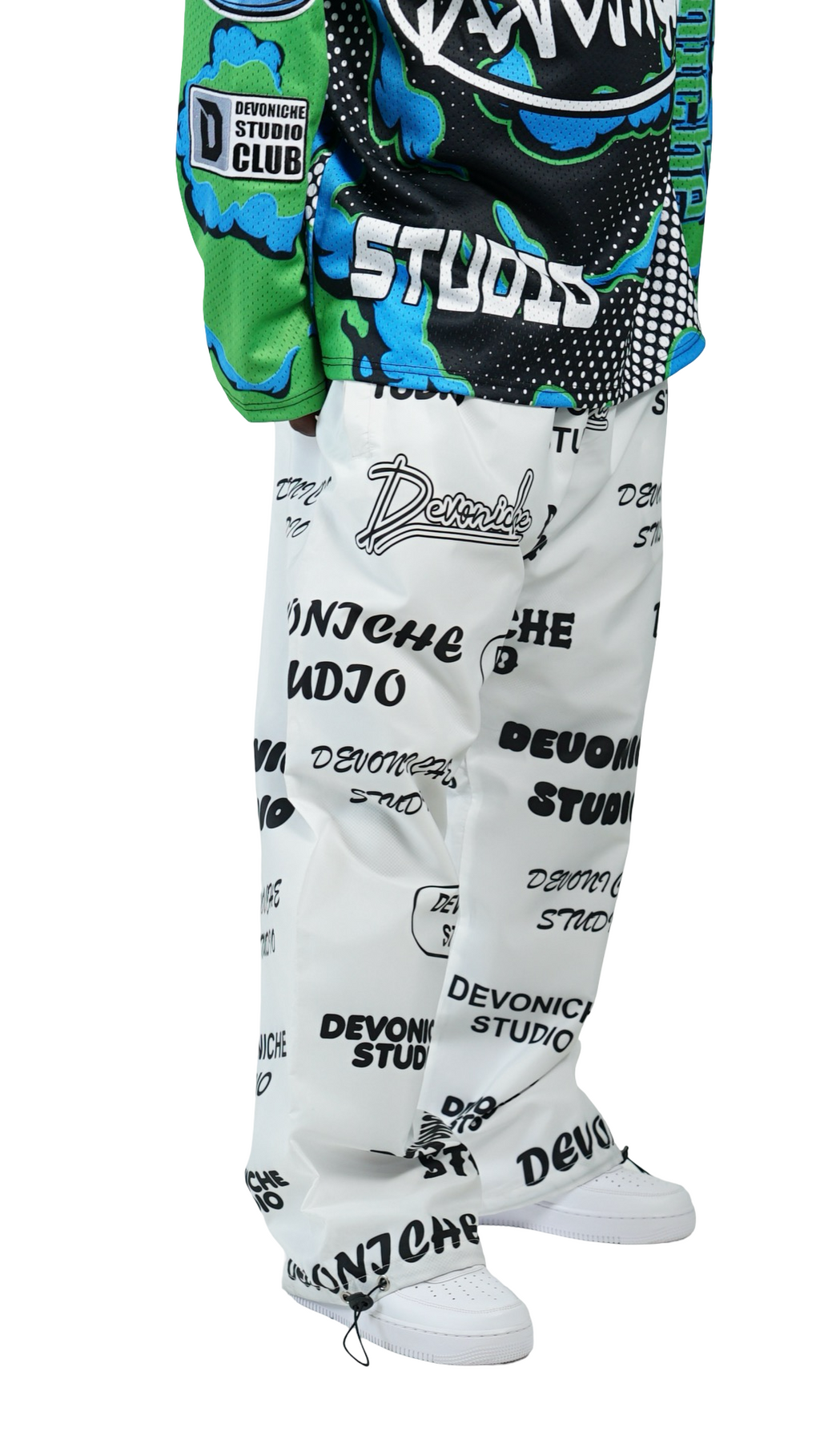 Devoniche Studio "Logo Windbreakers"